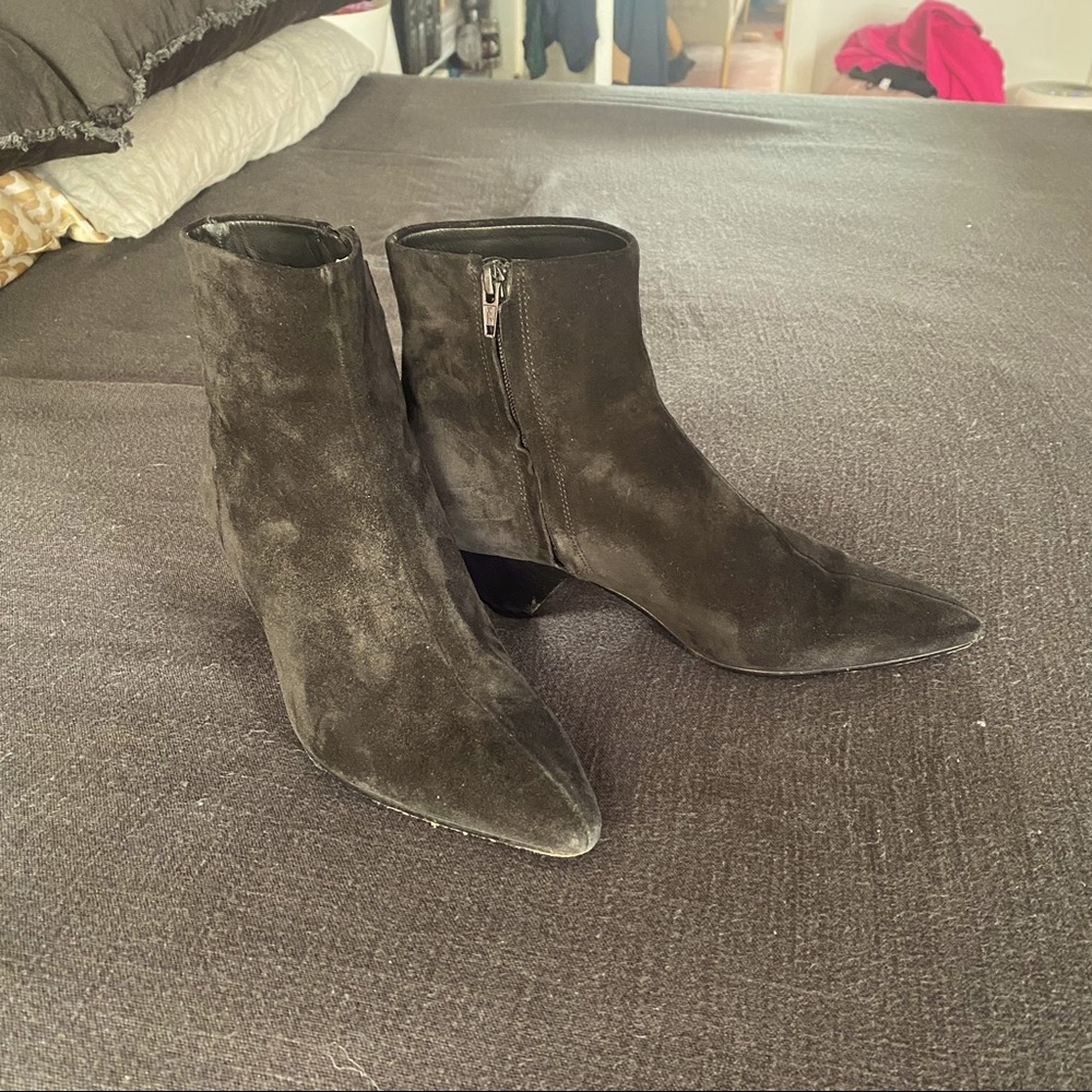 Vince black suede booties 38